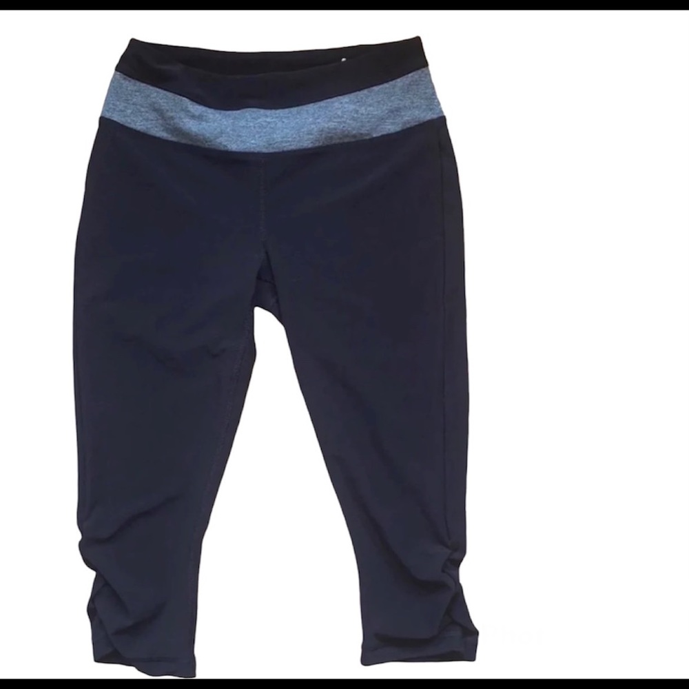 Maurices in Motion Capris